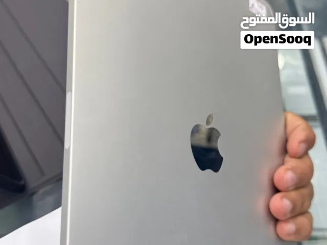 Apple iPad pro 4 128 GB in Buraimi