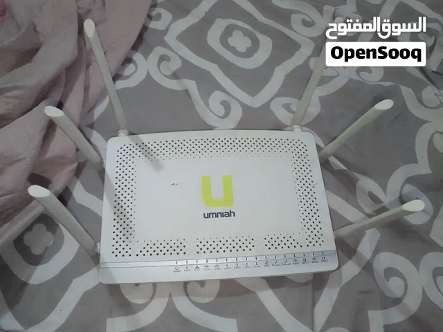 ثلاث  راوترات فايبر