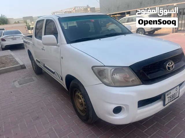 تويوتا هايلوكس بترول 2009 خليجي مالك اول من الوكاله  اتوماتيك