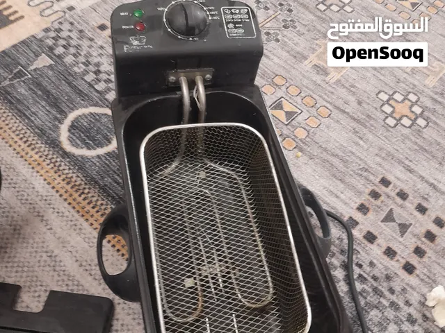 غلاية للبيع حلوة نضيفات مابيهة شي تستغل مستعملة بس سبوعين السعرب30
