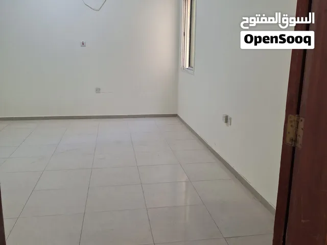 شقةللايجار للعائلات بعين خالد شاملة وبدون عمولة