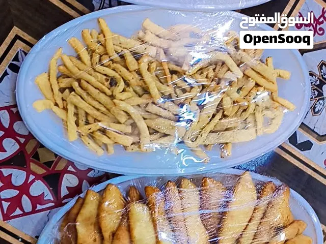 اسوي طلبيات للمناسبات سويتات و مقبلات للحجز لاي مناسبه تواصل على الخاص جدا لذيذ و مفيد و حلو
