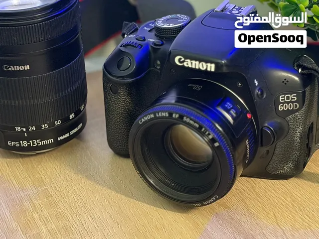 للبيع كاميرات كانون بحالة ممتازة 600D/1100D