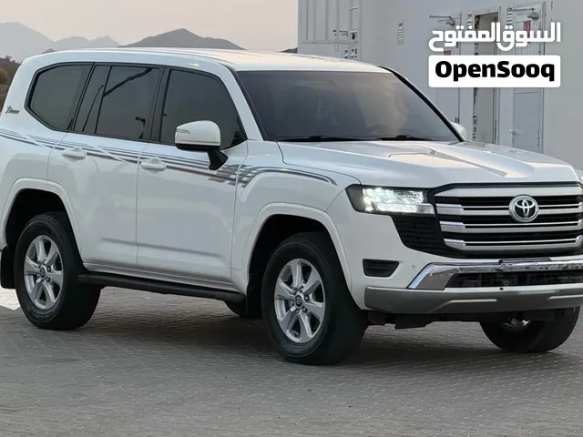 Used Toyota Land Cruiser in Muscat