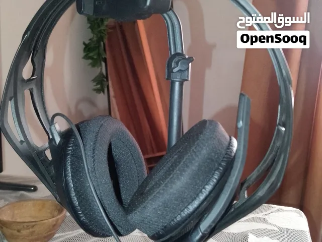 سماعة بحالة الوكالة وعزل محيطي ممتاز