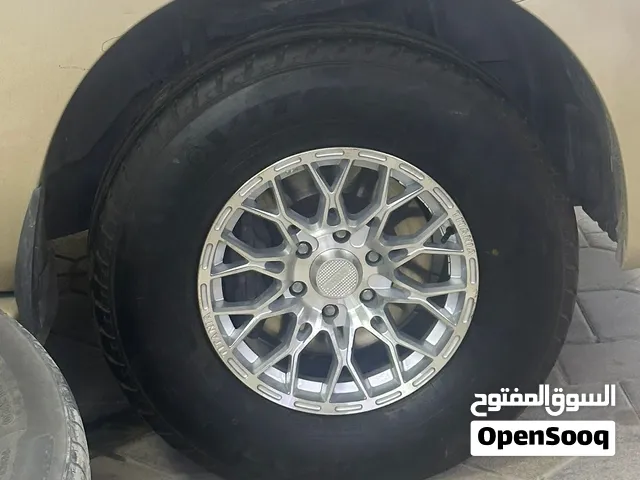 رنقات تيتانا