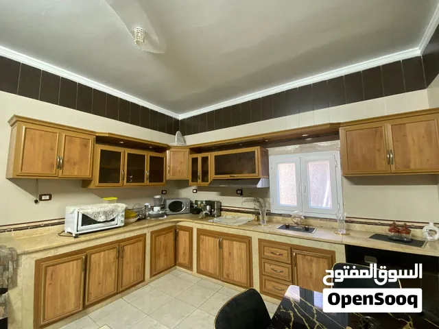 دولاب مطبخ للبيع كزيوني