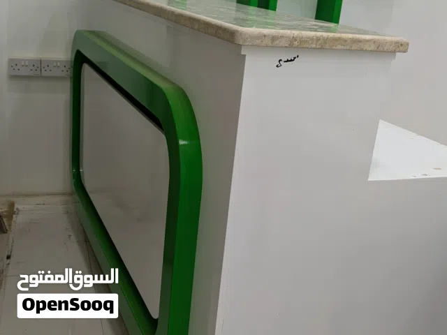 طاولة محاسبة او للمكتب قوية جرانيت