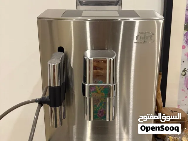 ماكينة قهوة أوتوماتيكية بالكامل – Colet  بحالة ممتازة سعر الشراء 2500 سعر البيع 1400 قابل للتفاوض