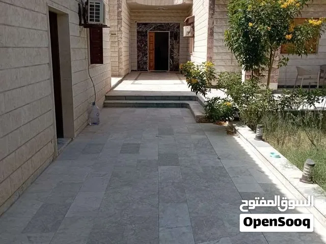 فيلا تجارية في غرغور للبيع.. اقرأ الإعلان اكويس