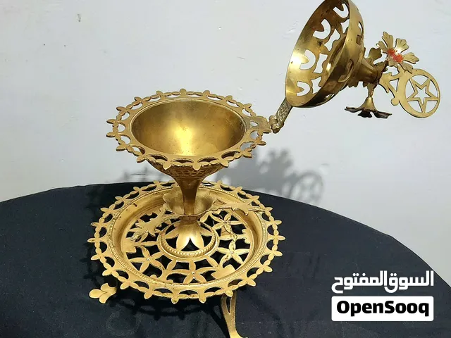 للبيع في صنعاء طقم نحاس متكامل ( هندي قديم) النحاس الأصفر مزخرف بالكامل