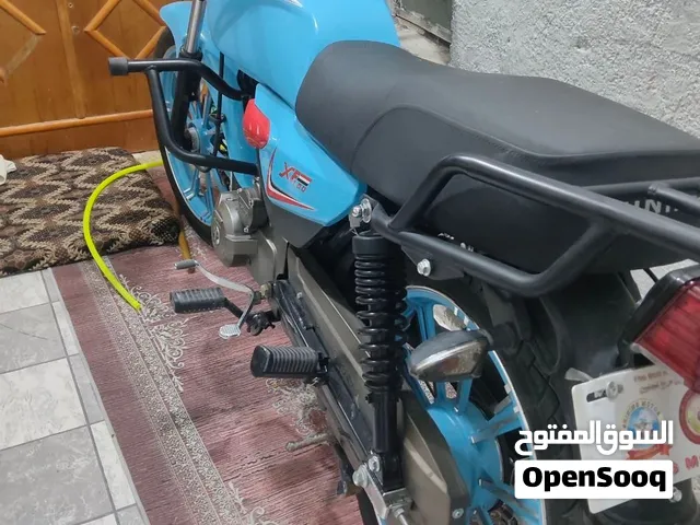 سلام عليكم دراجة شاينگ دايون للبيع جوه السوگ استعمال شهرين ولدراجة اوراق وماشية قليل وسعرها 100600