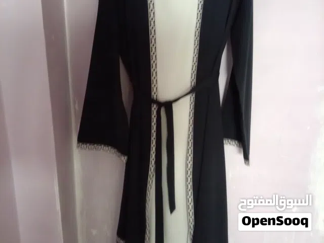 طقم عبايه وفستان