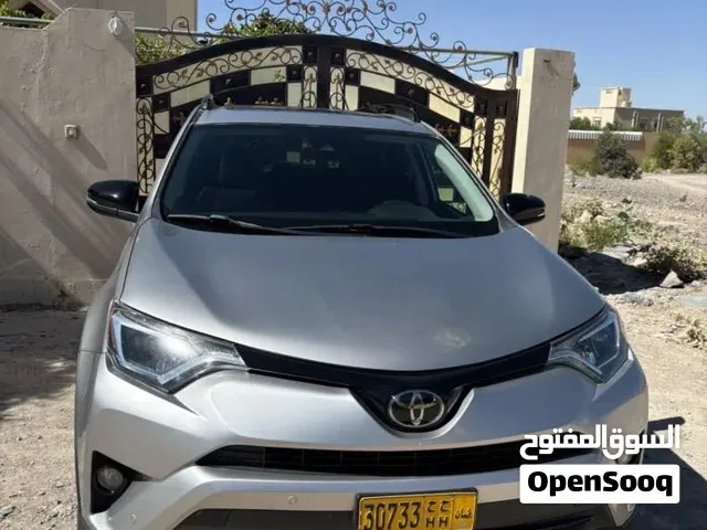 Toyota RAV4 2018 XLE AWD رافور