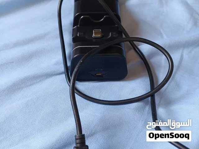 قاعدة شحن أيادي