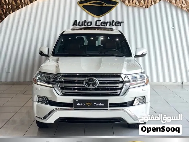 TOYOTA LAND CRUISER VX.S 5.7 2016 PEARL