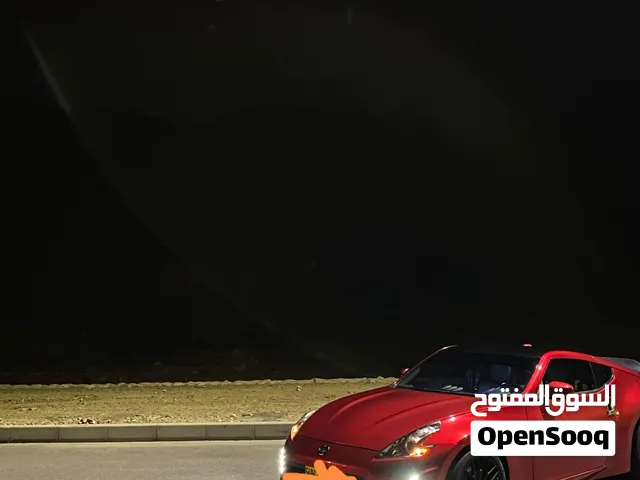 نيسان زد 370