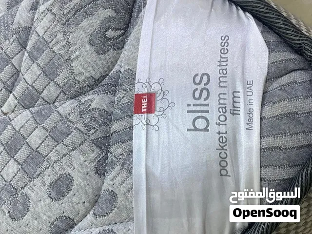 فرشة bliss pocket foam mattress firm  مستعملة استعمال بسيط للبيع قابل للتفاوض
