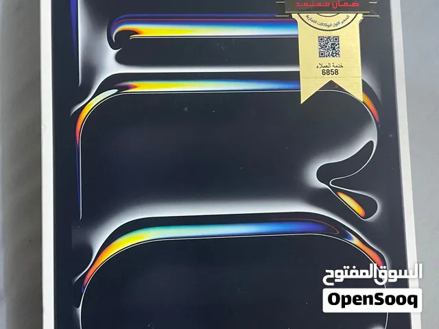 iPad pro (M5) بطارية 87% الجهاز نضيف جداً شخط مابي كامل ملحقات اصلية