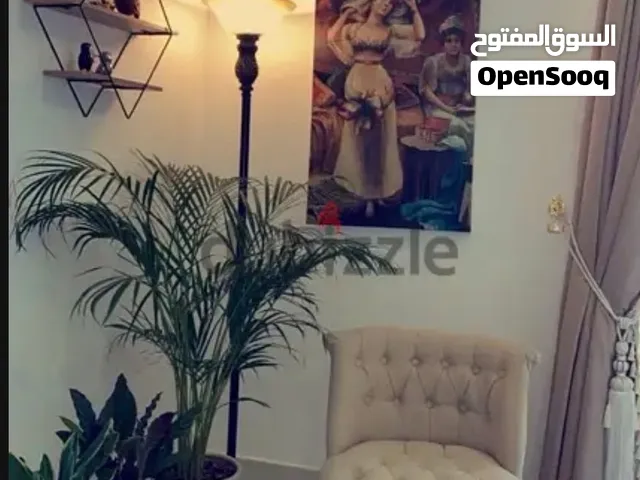 كرسي فاخر من هوم سنتر لم يستخدم