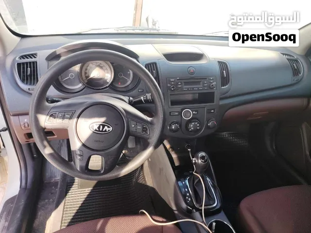 Kia cerato 2013