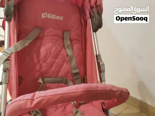 عربة اطفال بحالة ممتازه