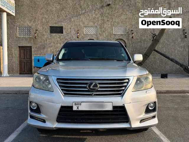 LX 570 5.7L V8 8 Seater 4WD