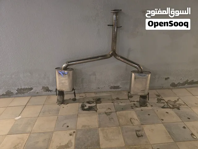 دبات  لكزس. صوت  تفريغ