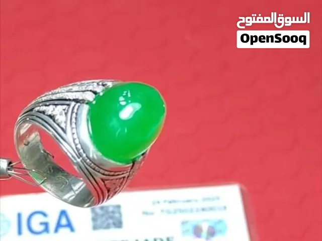 خواتم مجوهرات فخمه جداً مع شهادة المنشأ صياغات يدويه بأحتراف /ياقوت /زمرد /يتوفر الكثير من الخواتم .