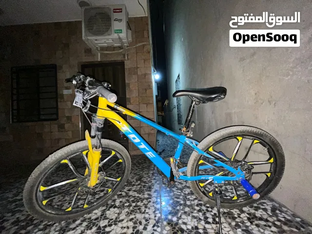بايسكل للبيع نضيف رياضي سرعته 38 إلى 40 سعر 150 قفل