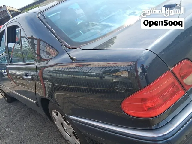مرسيدس  عوينات E280