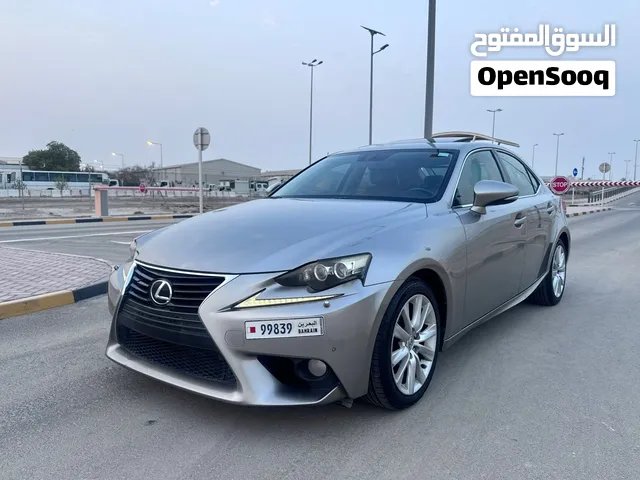 Used Lexus IS in Central Governorate