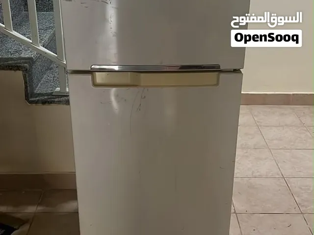 Samsung Top-Freezer Refrigerator 2-Door - Used, Works good