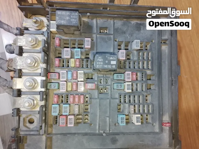 قاعده فيوزات الخارجيه فورد فليكس و لينكون و وفورد ايدج باع الوصف تفصيخ نضيفه كلش وبسعر مناسب للكل