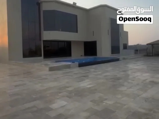 فيلا فاخرة للإيجار في المنومة مع مسبح  Luxury Villa for Rent in Al Manouma with Pool