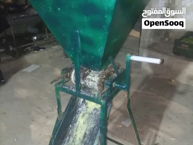 رصاعه زيتون دقاقه زيتون يدويه شغل نار