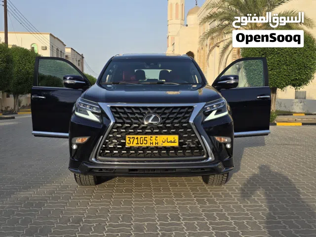 لكزس GX460 خليجي أعلى مواصفات بلاتينيوم بدون حوادث ولاصبغ سيرفس وكاله المالك الاول شبه جديده شاشات