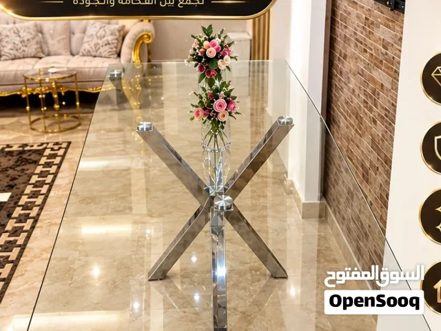 طاولة سفرة بطابع عصري وفاخر يجمع بين الافخامة والاناقة والجودة