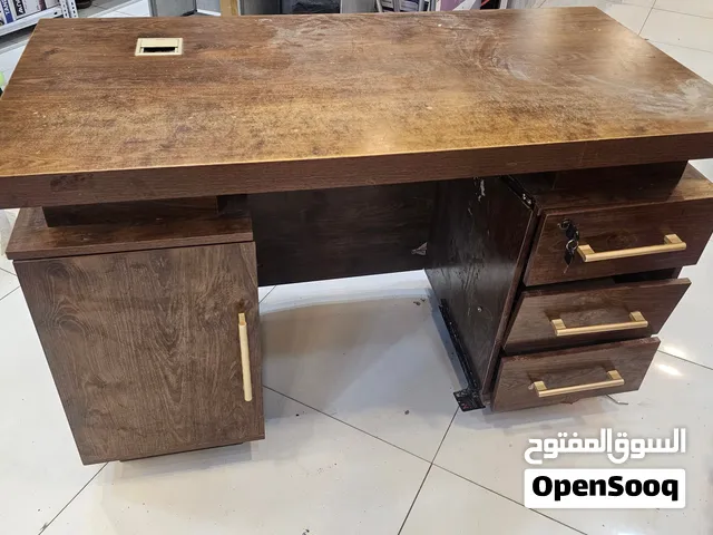 مكتب خشب MDF السعر 25 ألف مكاني الحله
