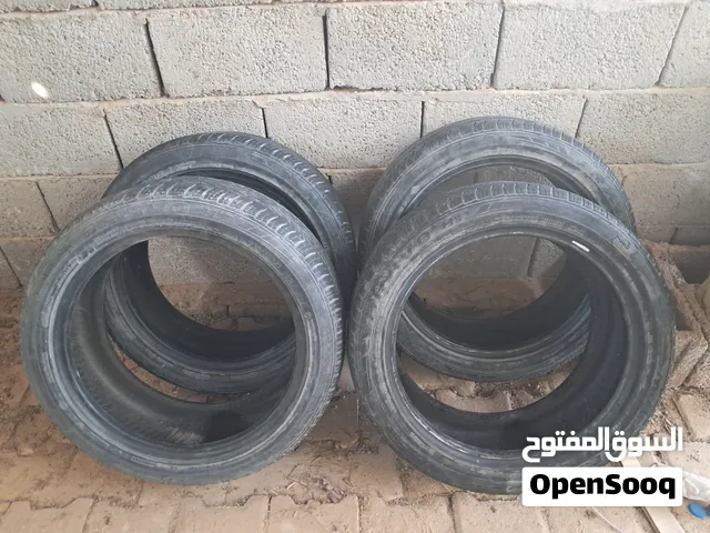 4 قومات 18 245/45  مستعملات