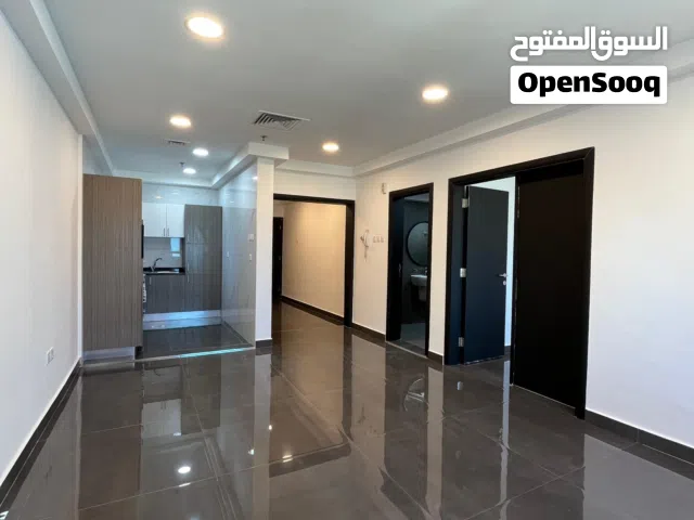 شقة مع شهر مجاني للإيجار في بنيد القار قطعة 1