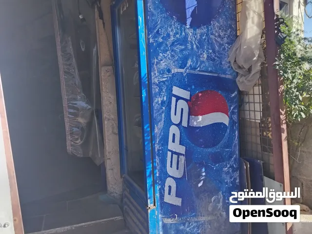ثلاجة بيبسي حجم كبير