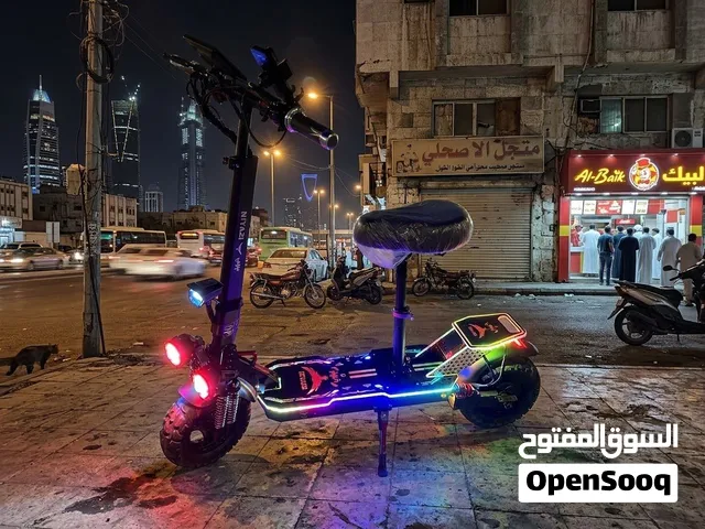 NIYAZI Electric scooter made of aluminum alloy 48V with a powerful 3000W motor