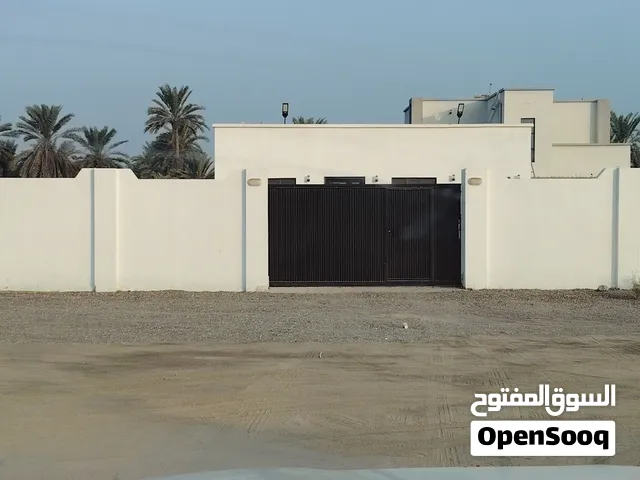 غرفة مع مطبخ مع حمام مع مجلس