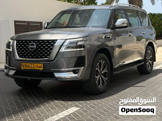 نيسان باترول v8 تيتانيوم