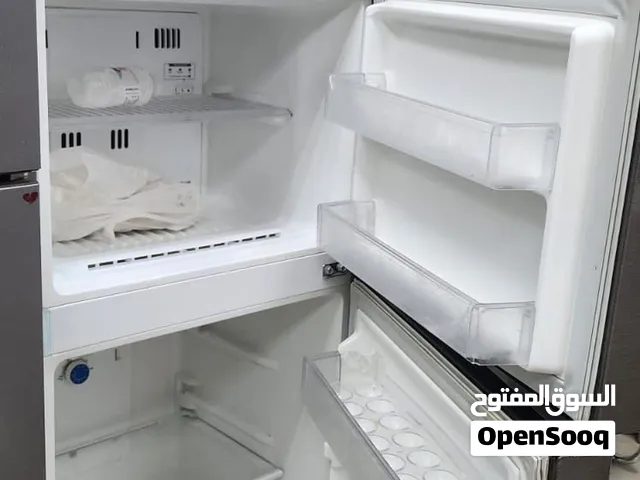ثلاجة ال جي شبه جديده