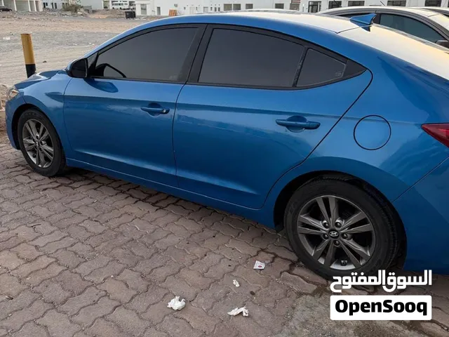 Sedan Nissan in Muscat