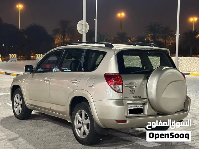 Toyota rav4 model 2006 excellent condition
