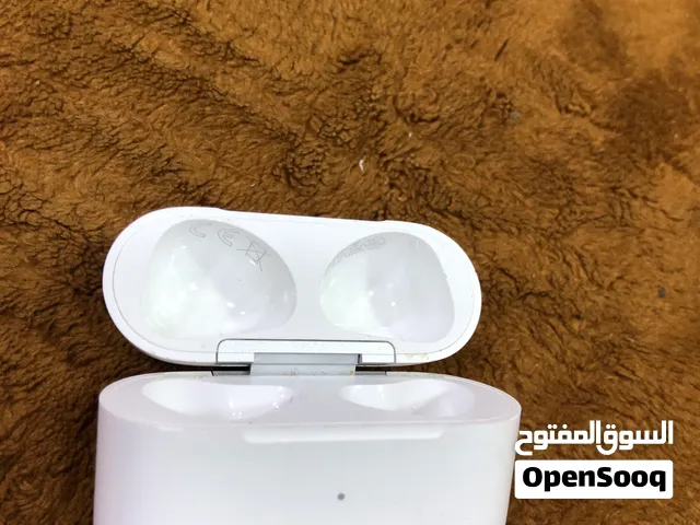 كيس سماعة AirPods 3 بحاله ممتازه