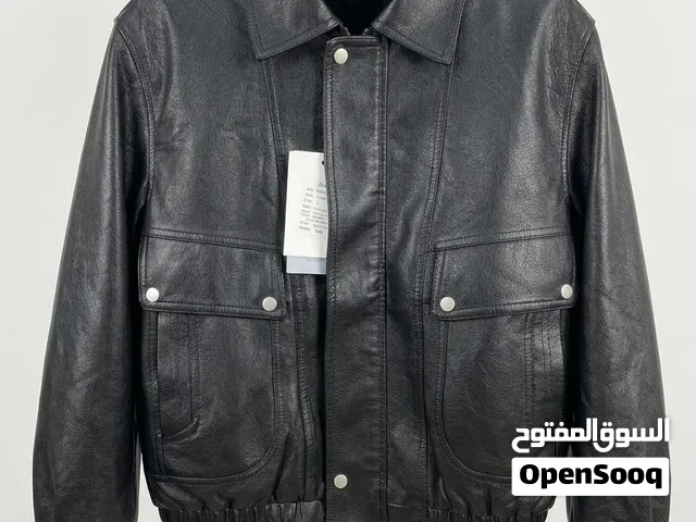 جاكيت جلد الترند اوفر سايز موجود لون اسود وبني طبعا جميع المقاسات كواليتي عالي للطلب يرجى التواصل